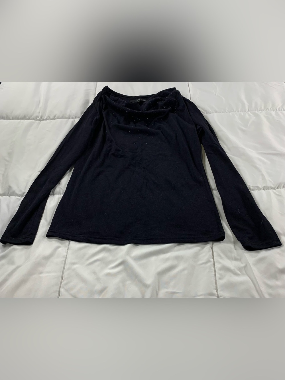 Like new LIZ CLAIBORNE long-sleeve top draped neckline size S